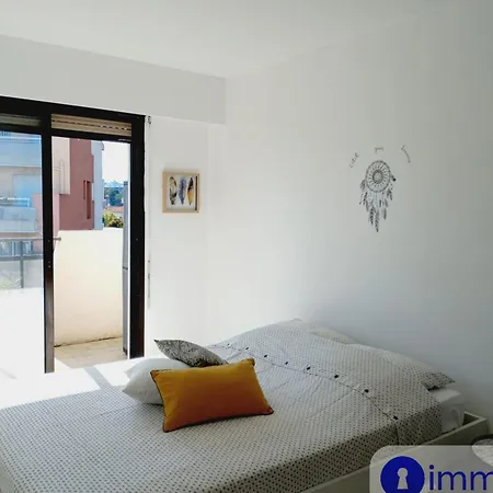 Air-conditioned With Park And Swimming Pool A Cagnes-sur-Mer