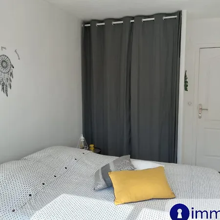 Air-conditioned With Park And Swimming Pool A * Cagnes-sur-Mer